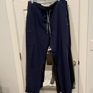 Navy Figs Yola skinny scrub pants XL